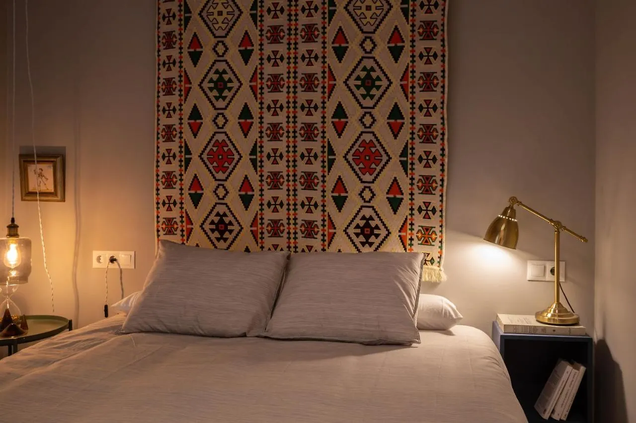 Behouse Santa Cruz Apartment Seville