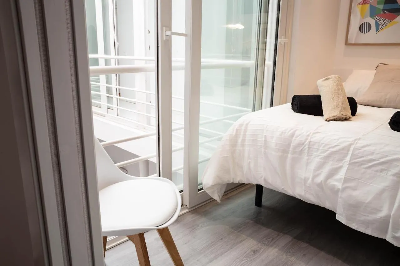 Behouse Santa Cruz Apartment Seville
